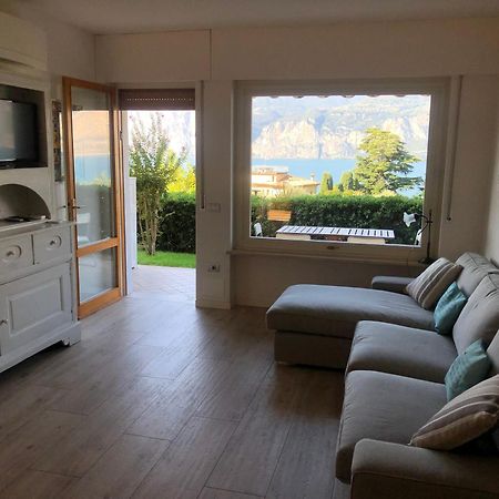 Appartamento Perla del Lago - Enchanting Lake View Malcesine Exterior foto